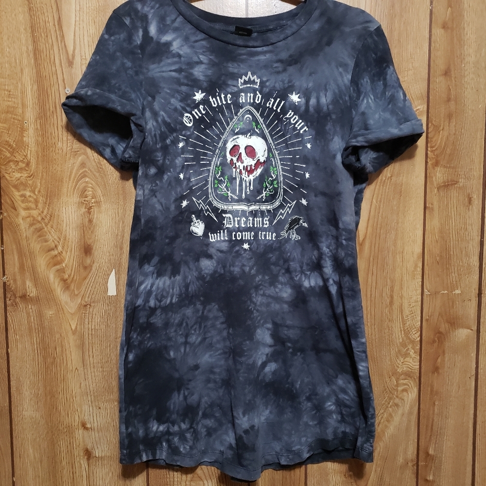 Disney Villains Chest Graphic Tshirt Gray Tie Dye Graphic Size L 100% Cotton